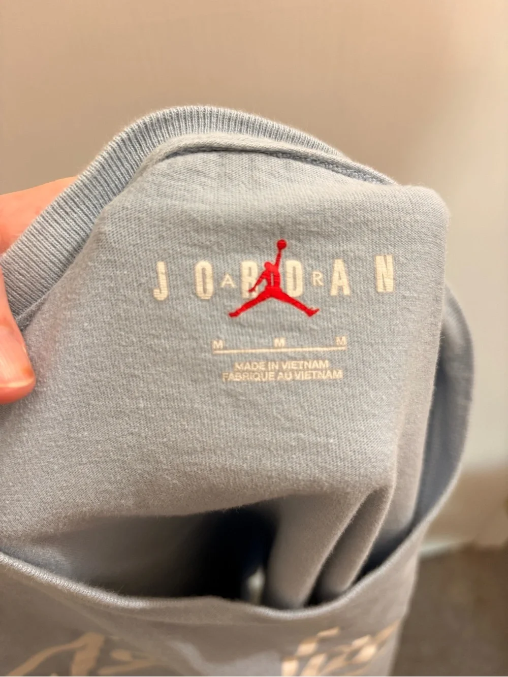 Jordan style sporty